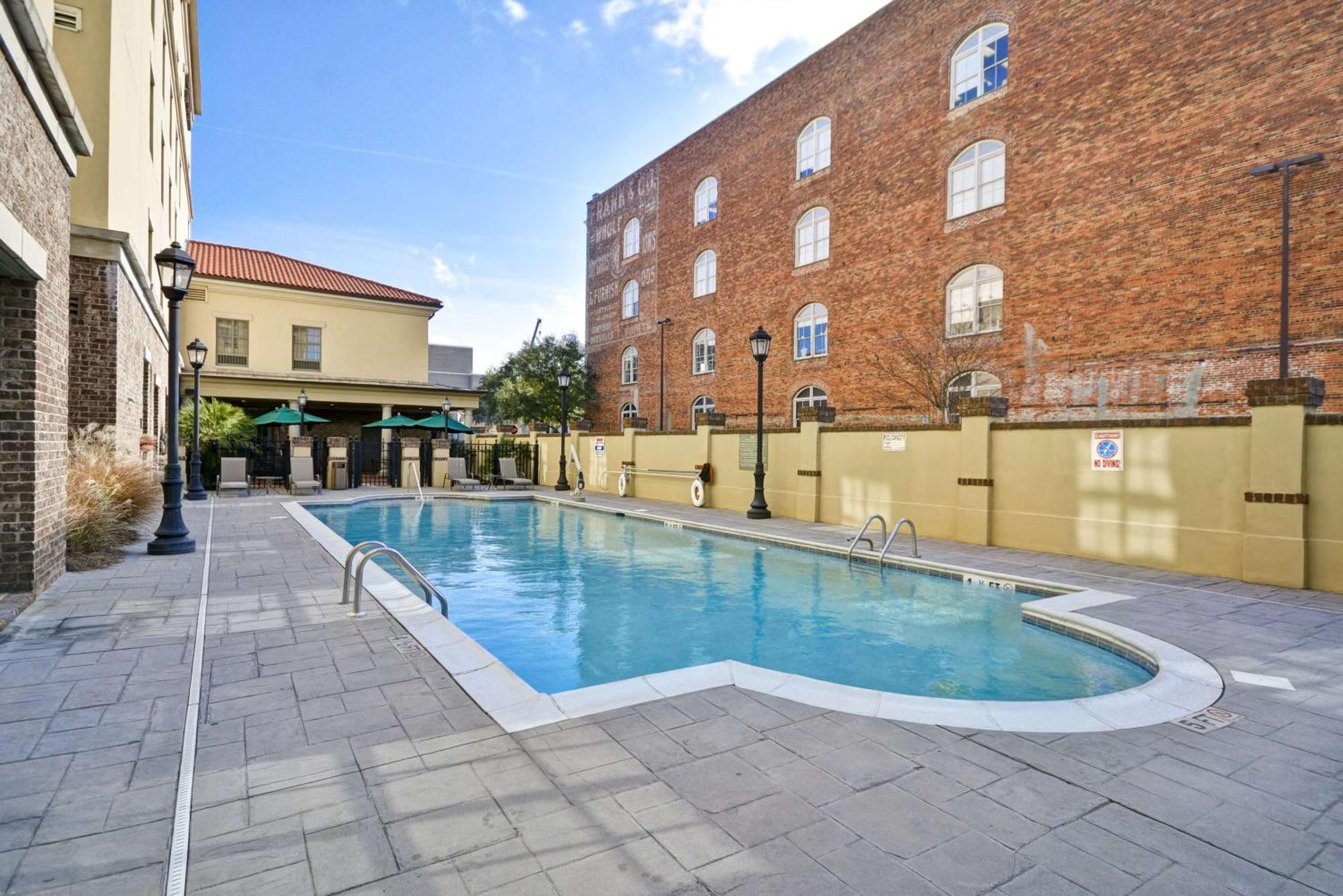 Hampton Inn & Suites Savannah Historic District Zewnętrze zdjęcie